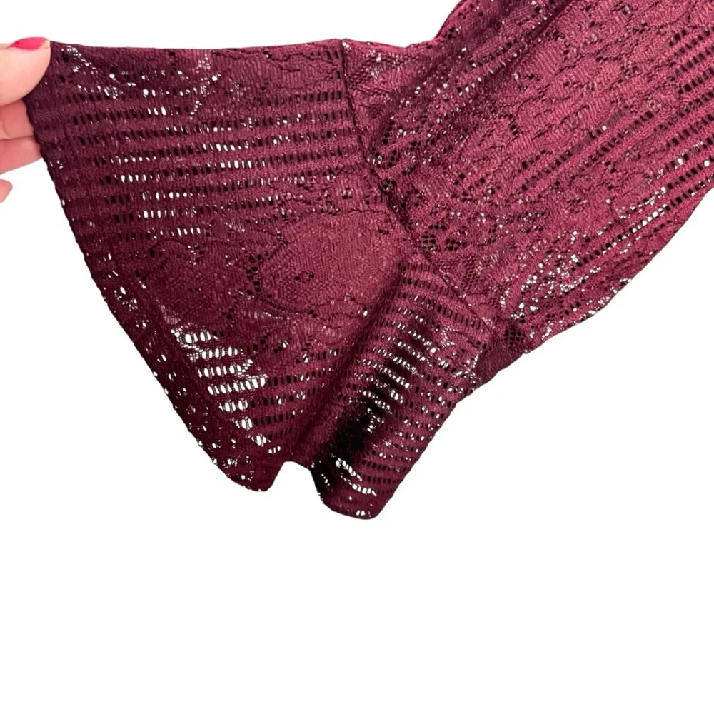 Elegant Burgundy lace dress 1X‎ bell sleeves size holiday wedding guest party